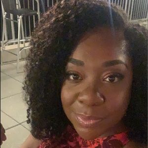 Meet your Posher, Katricia